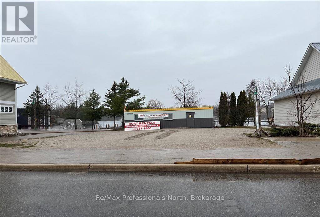 Gravenhurst, ON P1P1Z9,145 STEAMSHIP BAY ROAD