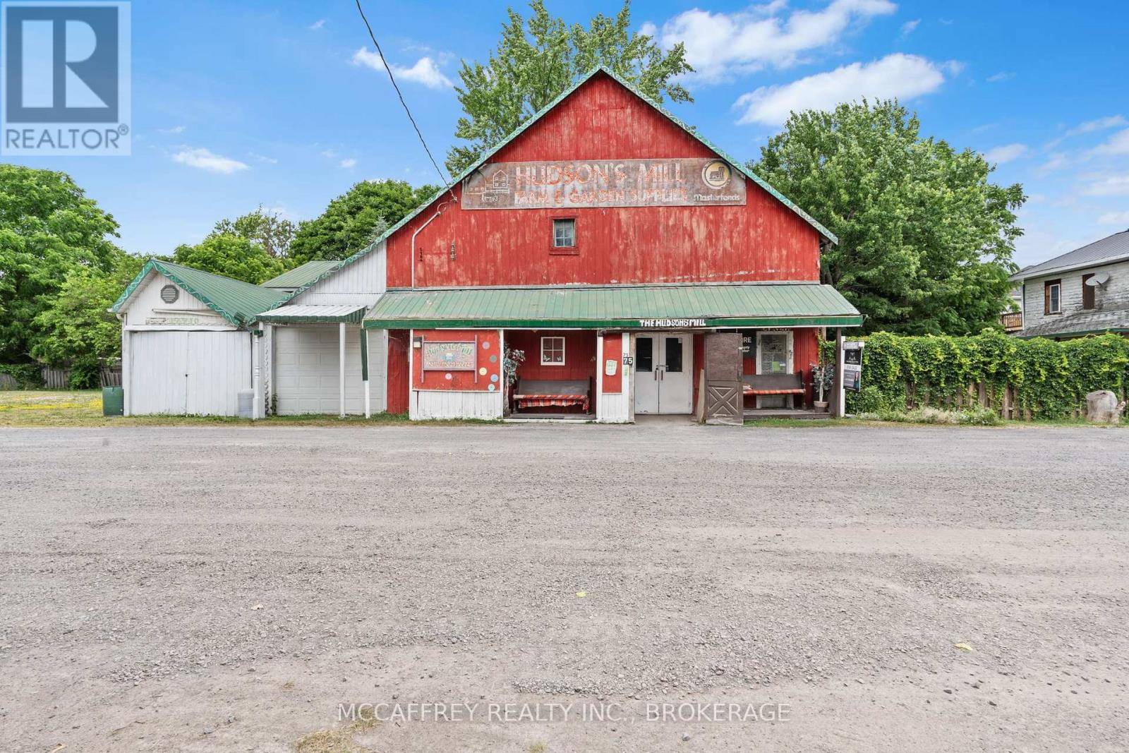 Deseronto (deseronto (town)), ON K0K1X0,75 PRINCE STREET