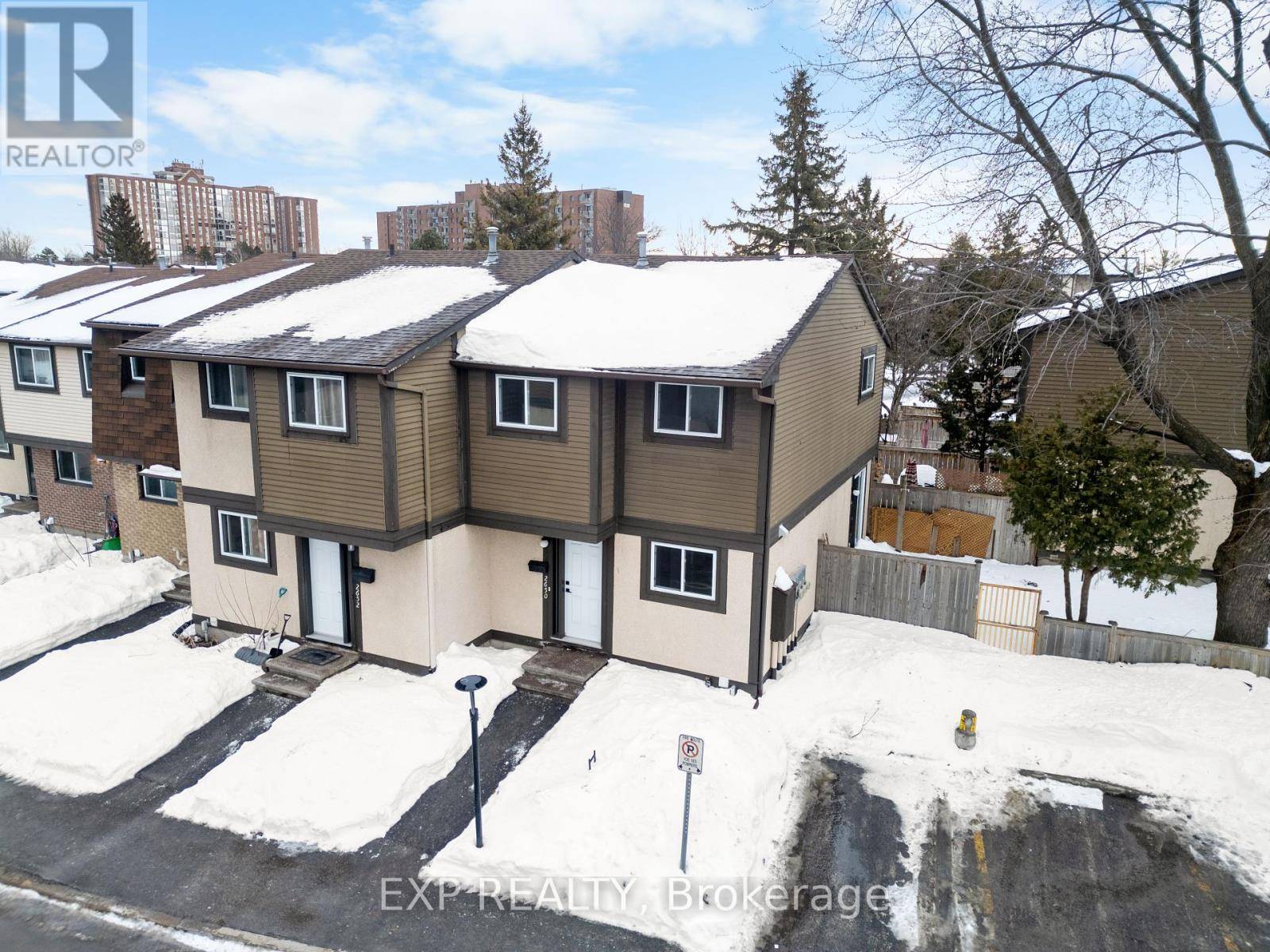 Ottawa, ON K1T2A8,2650 Pimlico CRES #107