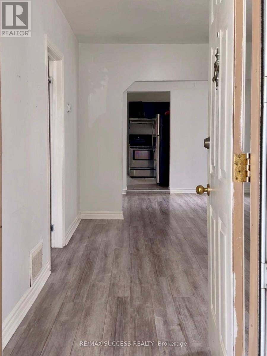 St. Catharines (facer), ON L2M5N1,78 CURRIE STREET