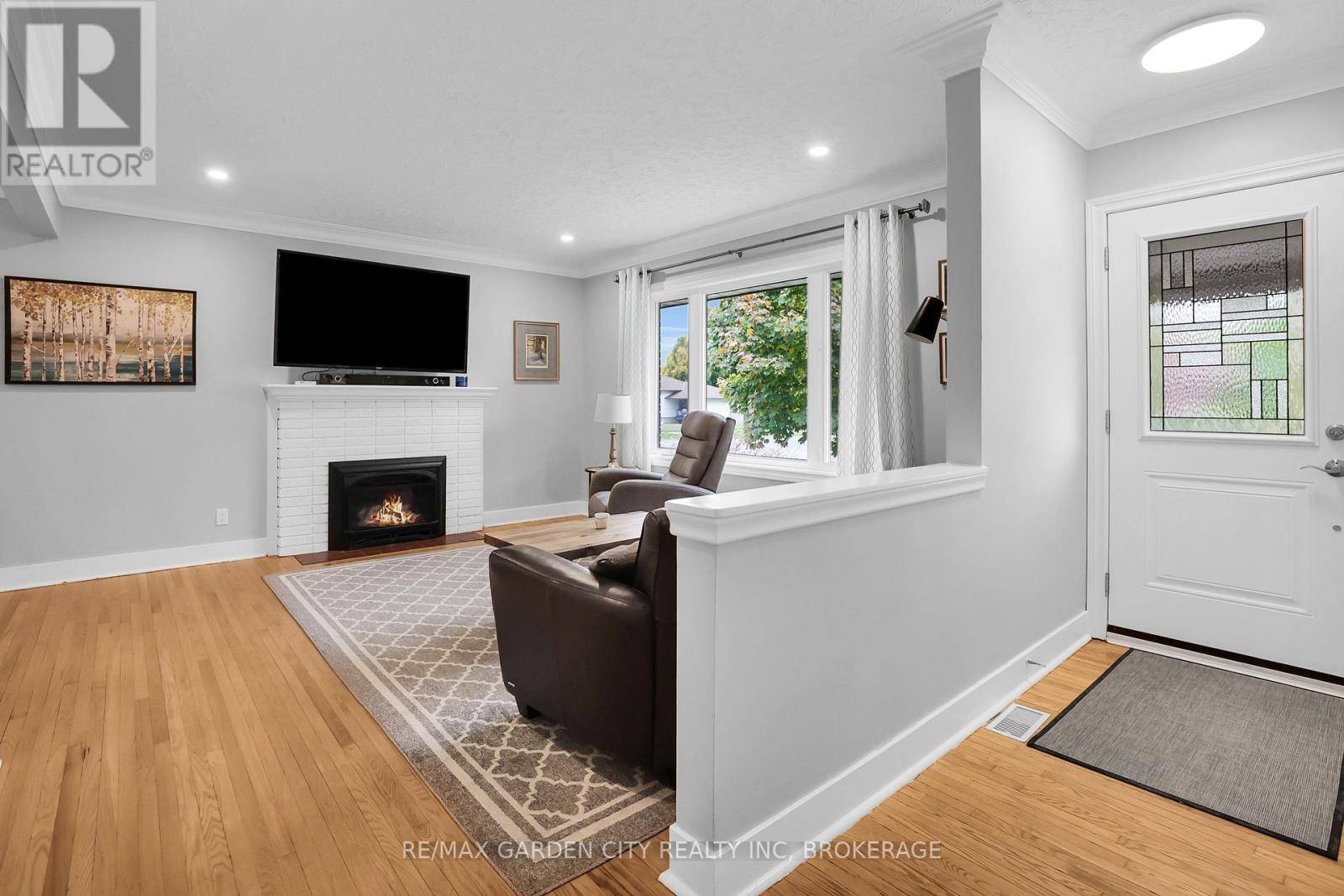 St. Catharines (vine/linwell), ON L2N1P6,26 MILLWARD AVENUE
