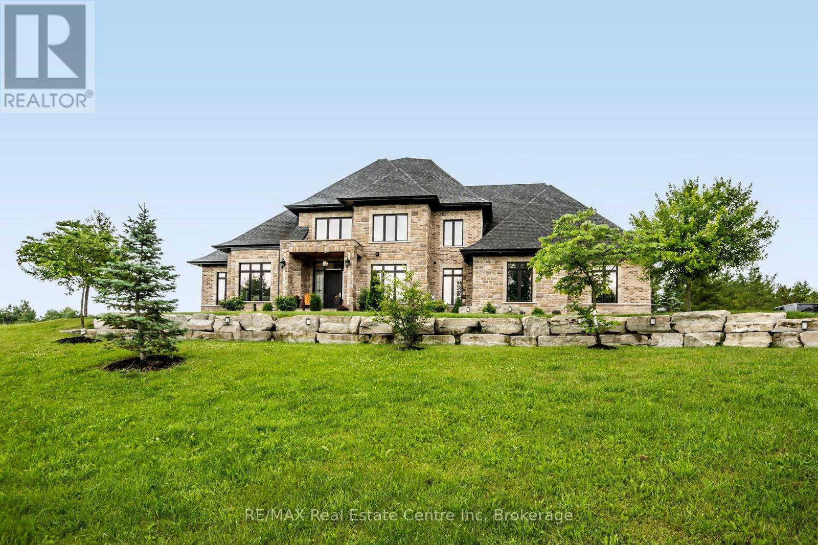 Puslinch, ON N0B2J0,7645 MALTBY ROAD E