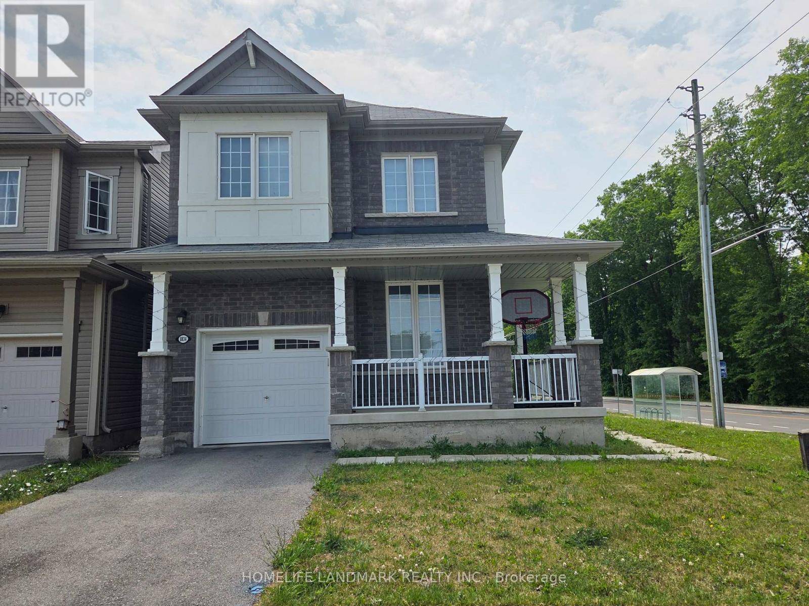 Niagara Falls (brown), ON L2H3S3,8834 SOURGUM AVENUE
