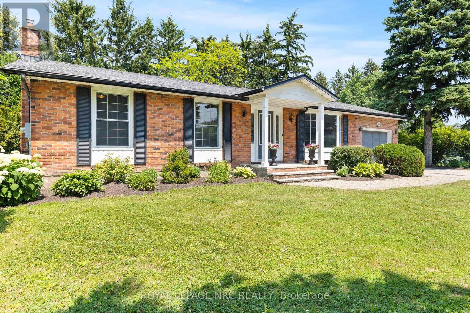 Niagara-on-the-lake (town), ON L0S1J0,10 UPPER CANADA DRIVE