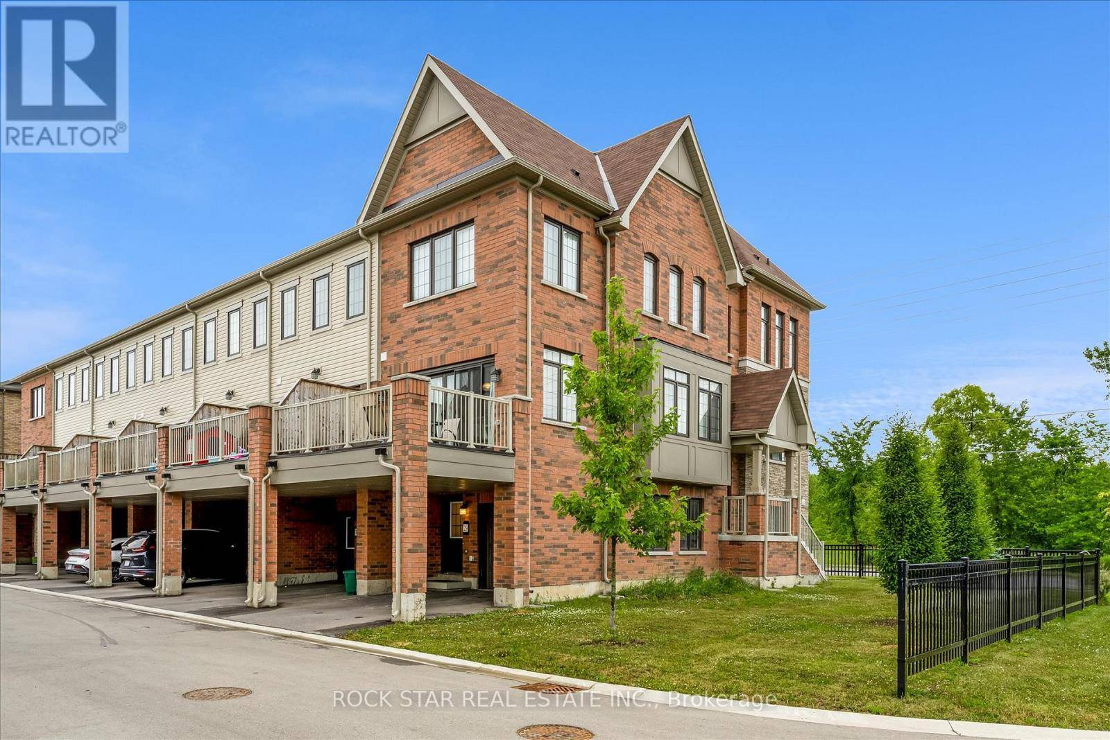 Niagara Falls (brown), ON L2H2Y6,8317 Mulberry DR #29
