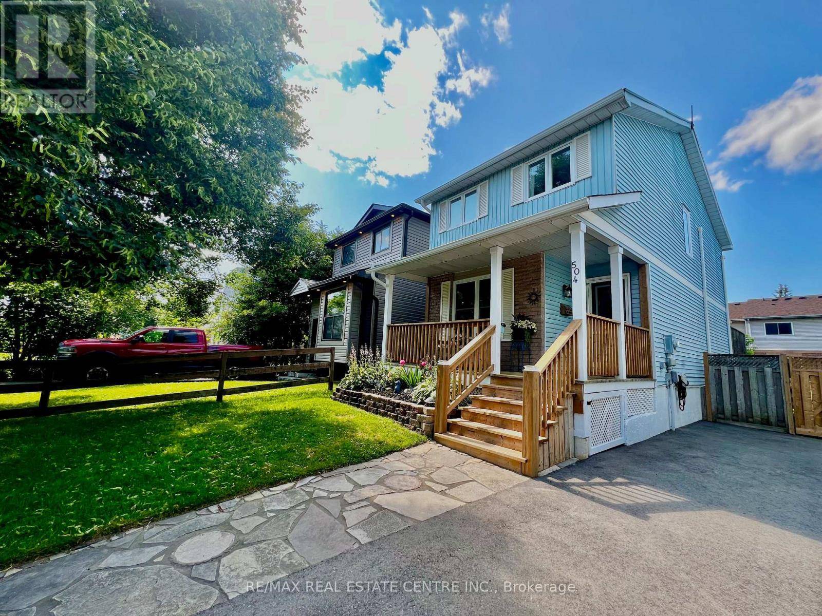 Shelburne, ON L9V2Z9,504 PINEVIEW GARDENS