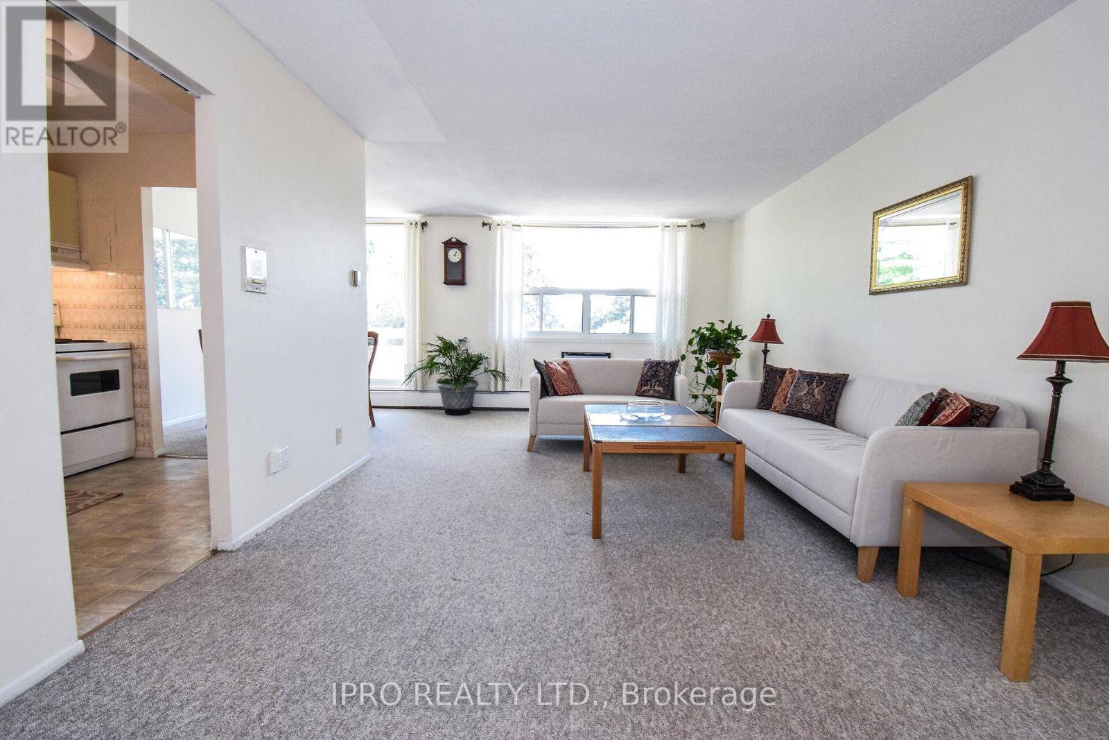 St. Catharines, ON L2N5S7,365 Geneva ST #304