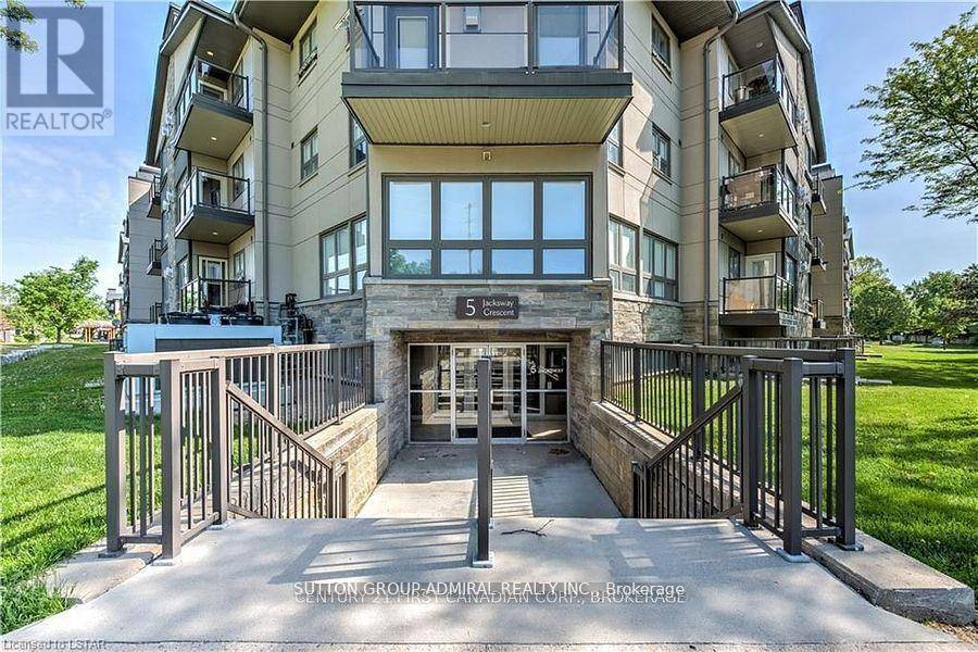 London North (north G), ON N5X3T6,5 Jacksway CRES Southwest #108