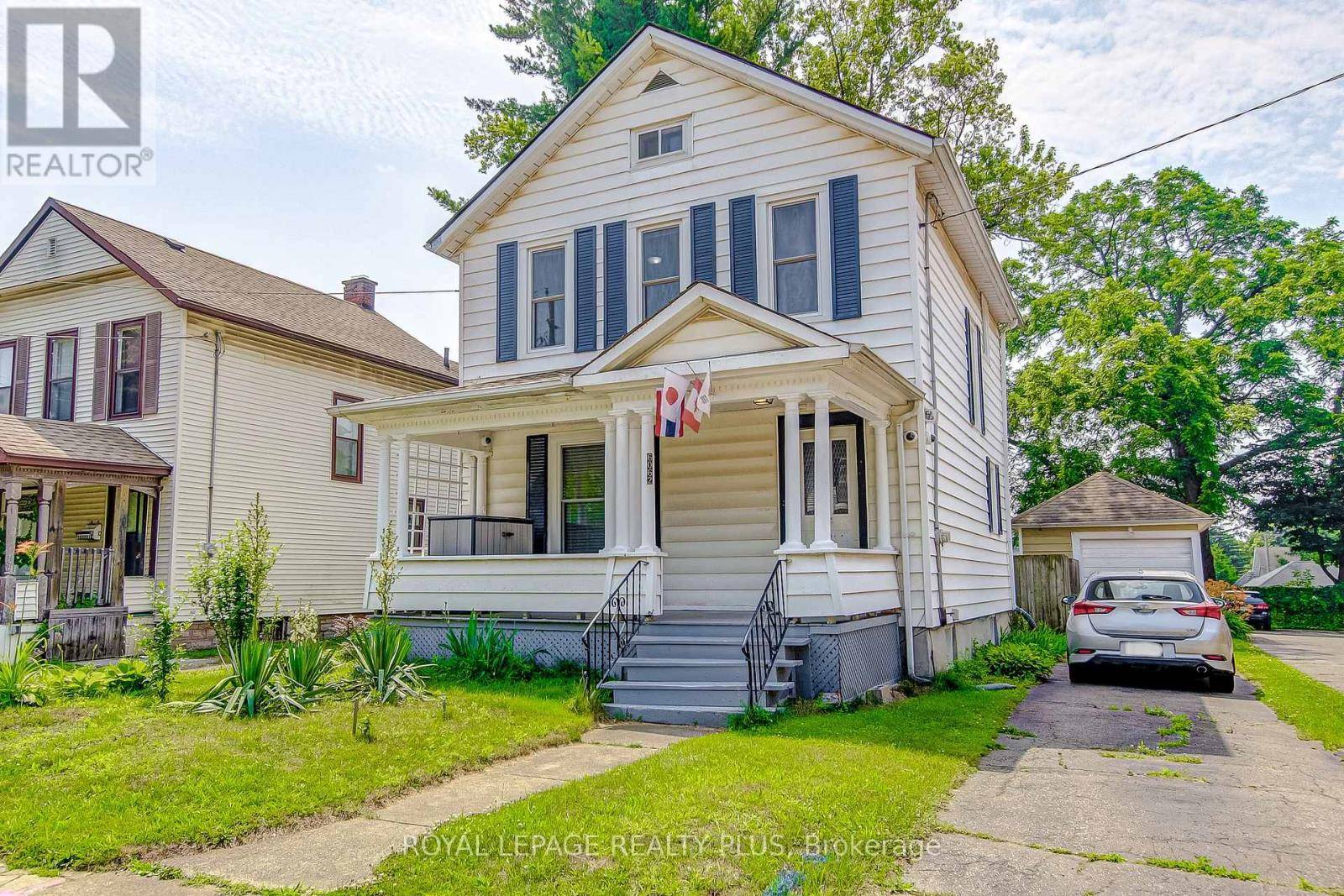 Niagara Falls (dorchester), ON L2G1Y4,6062 BARKER STREET