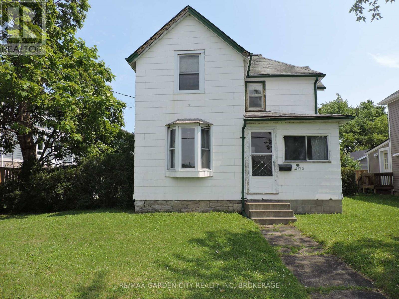 St. Catharines (oakdale), ON L2P2K9,170 OAKDALE AVENUE