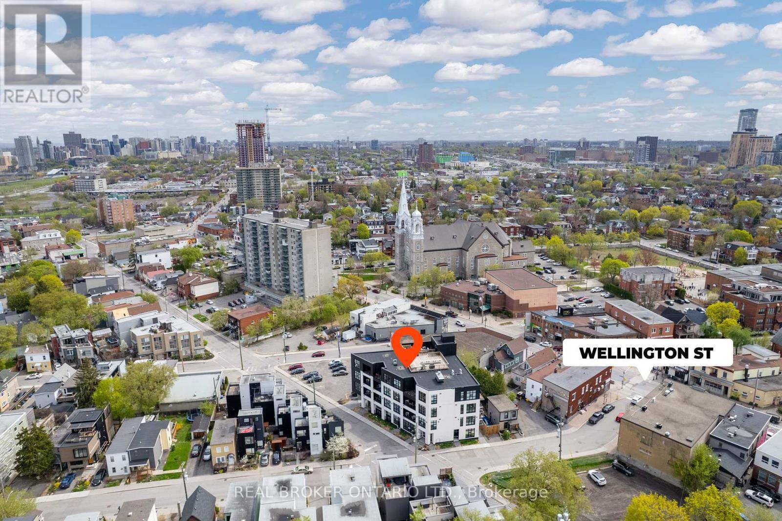 Ottawa, ON K1Y1T7,101 Pinhey ST #304