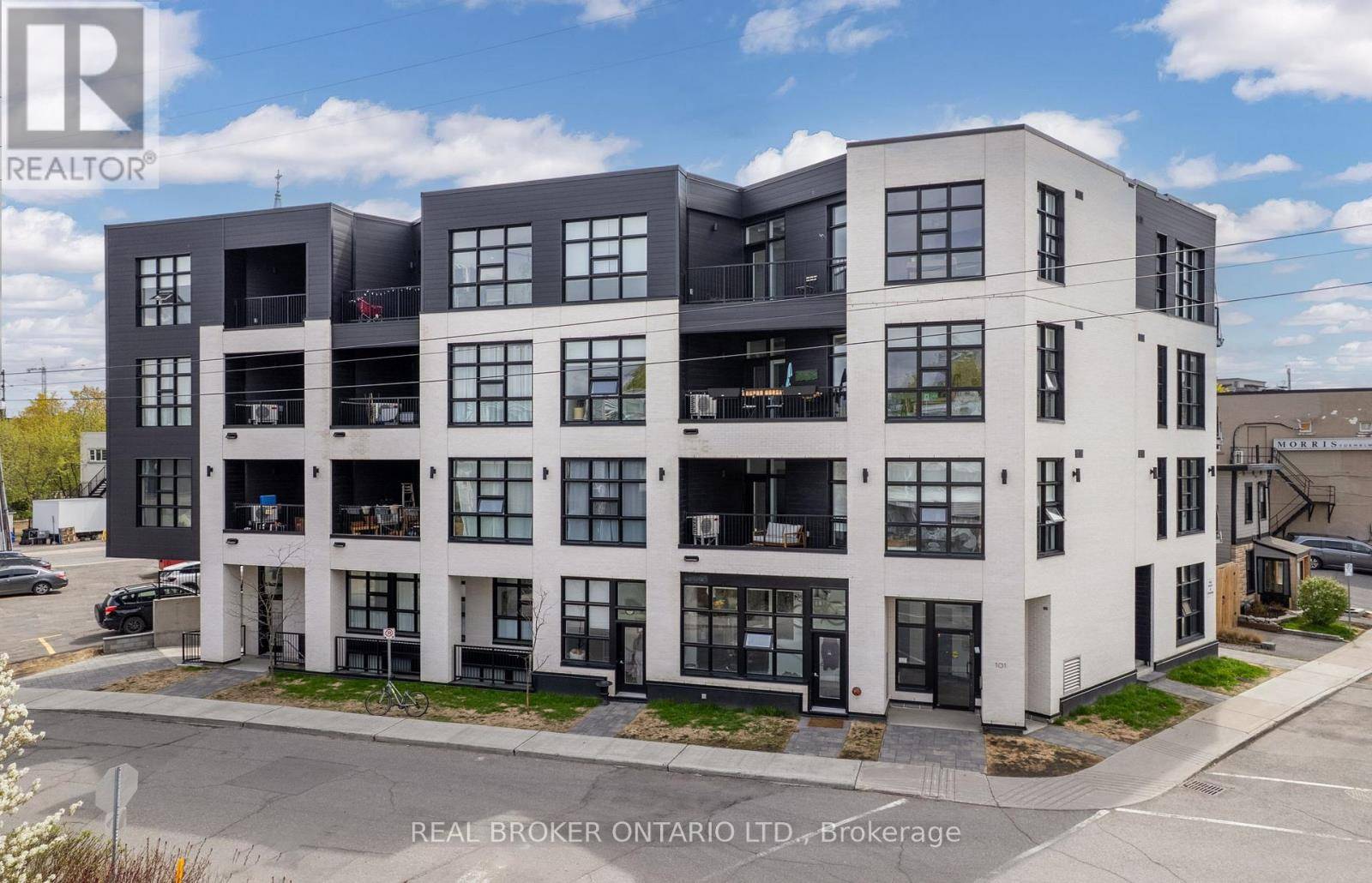 Ottawa, ON K1Y1T7,101 Pinhey ST #304