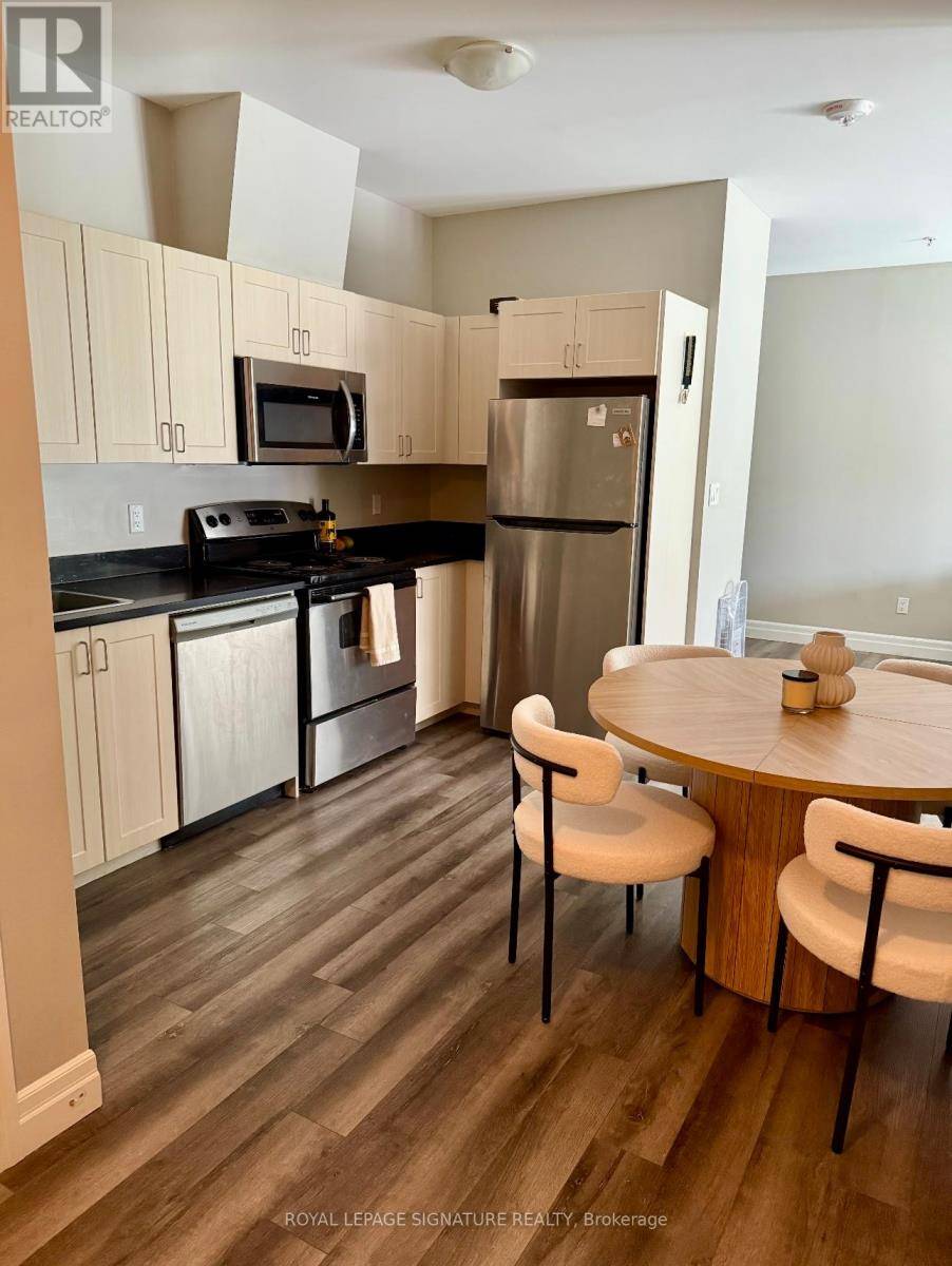 Kingston (east Of Sir John A. Blvd), ON K7K4L9,501 Frontenac ST #218