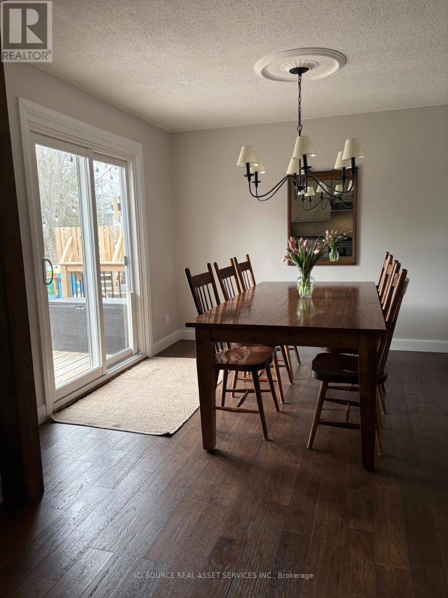 Frontenac (frontenac South), ON K0H2W0,6028 MCMAHON DRIVE