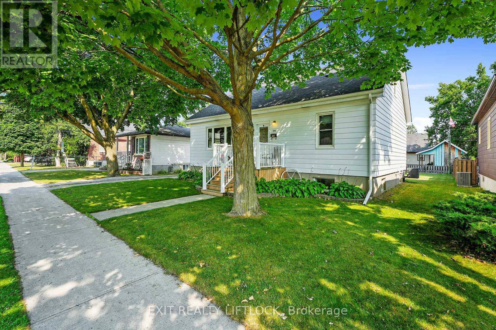 Peterborough South (west), ON K9J1S4,548 KING GEORGE STREET