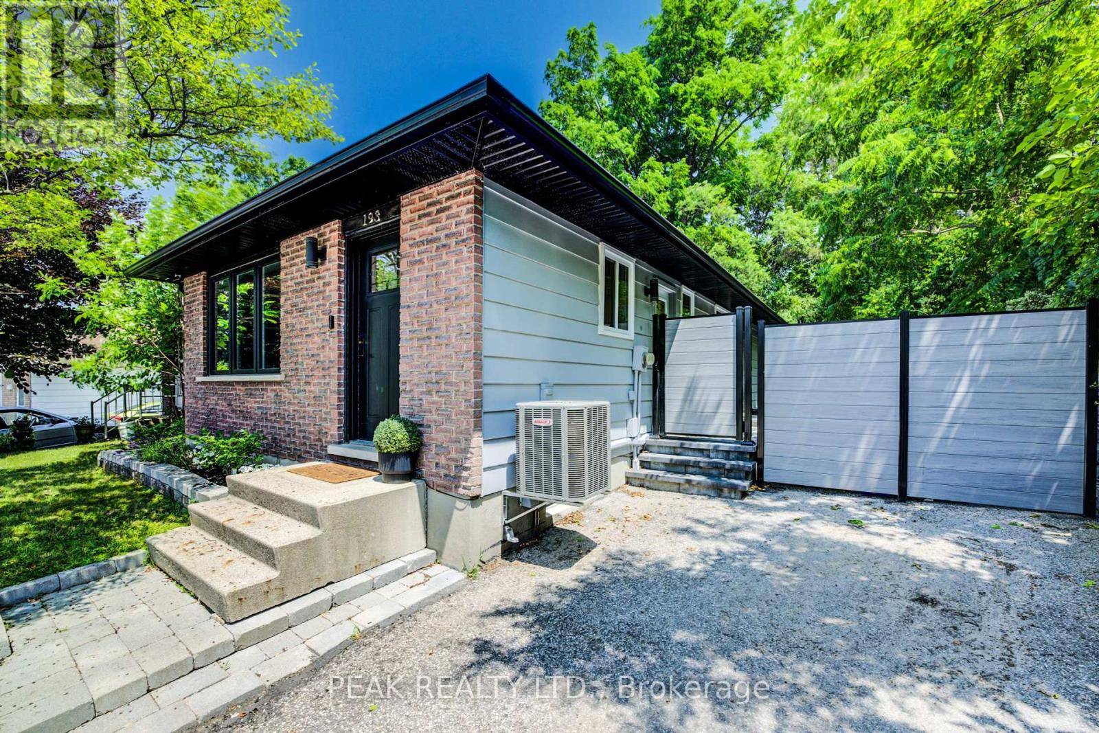 Woodstock (woodstock - South), ON N4S8H7,193 BAY STREET