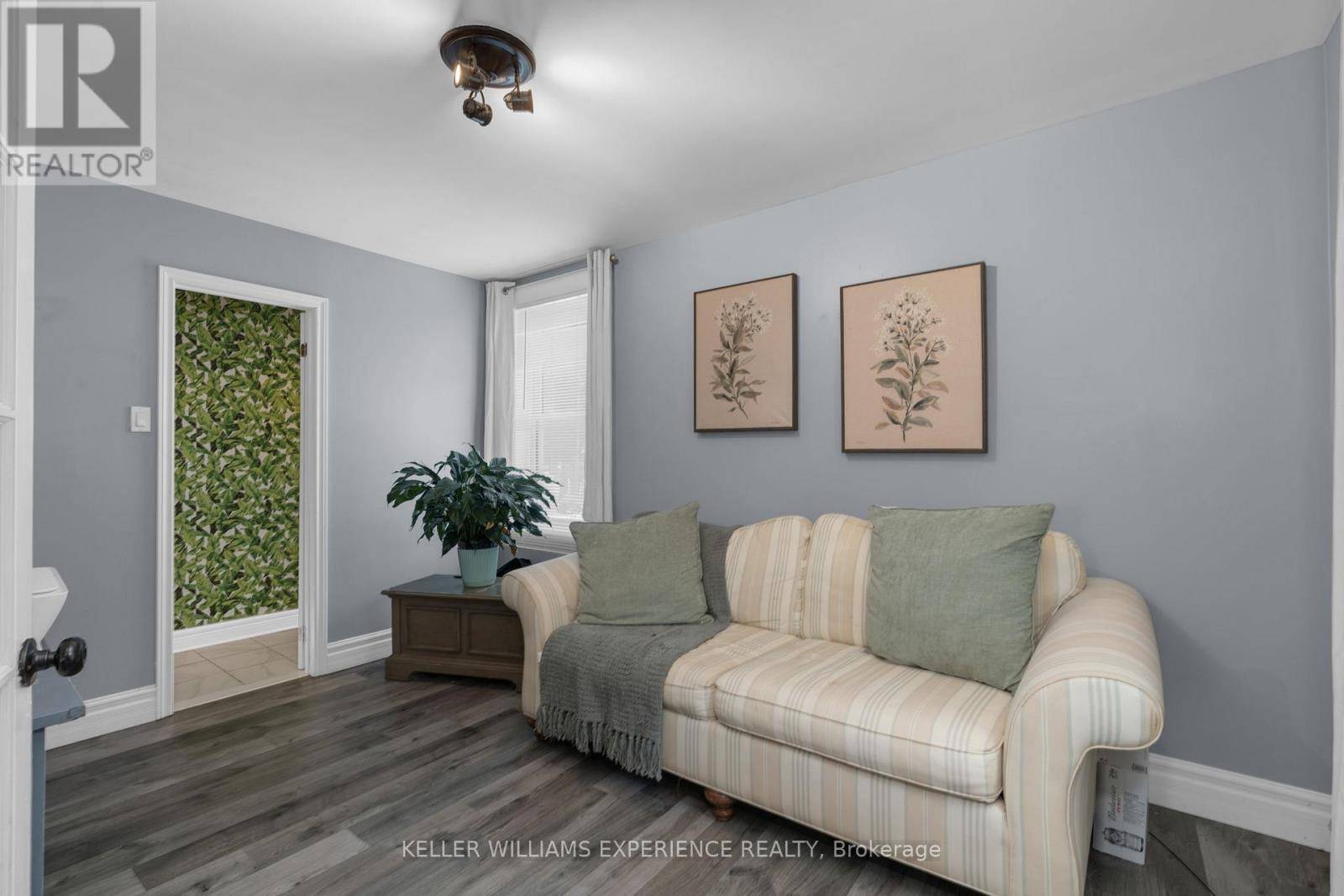 Bracebridge (macaulay), ON P1L1J8,57 WOODWARD STREET