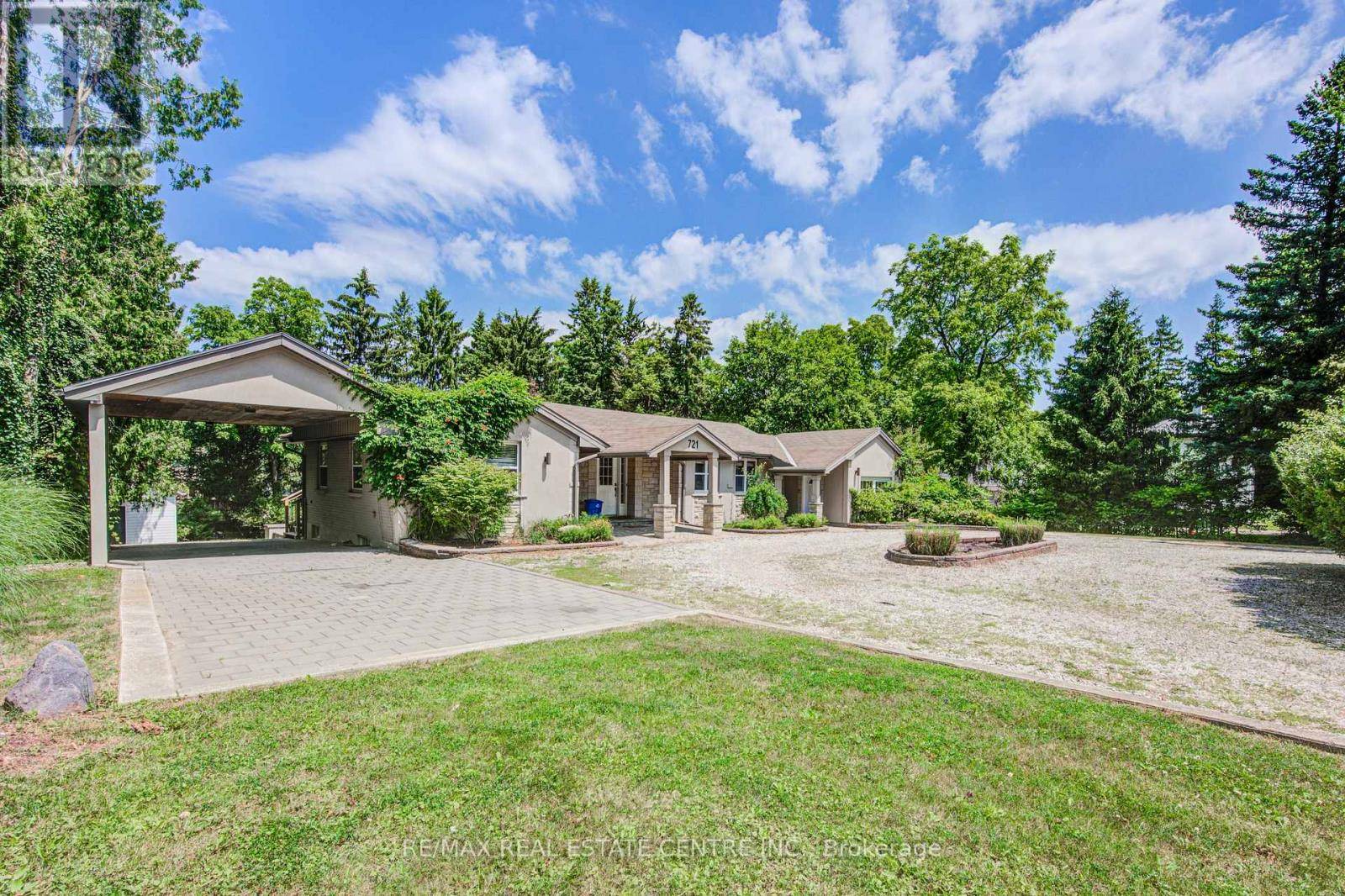 London South (south C), ON N6K1B6,721 COMMISSIONERS ROAD W