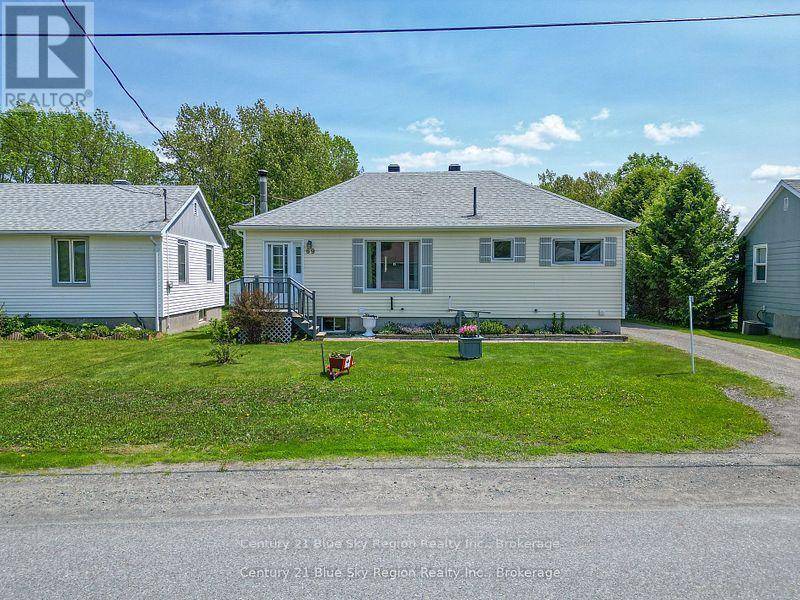 Temagami, ON P0H2H0,69 SPRUCE DRIVE