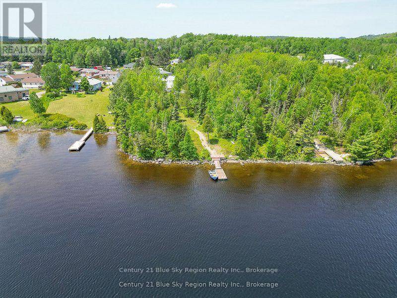 Temagami, ON P0H2H0,69 SPRUCE DRIVE
