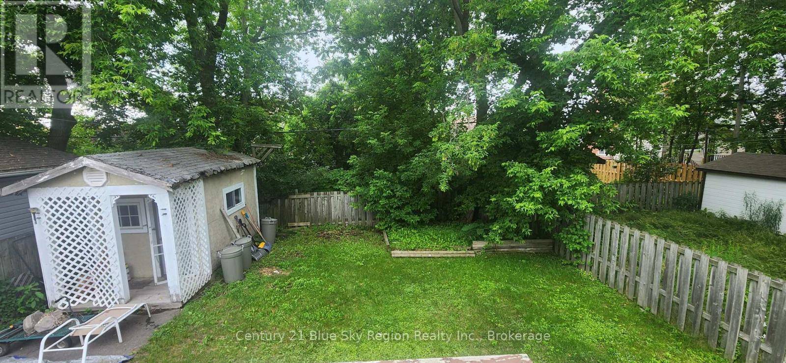 North Bay (central), ON P1B2L7,1012 MAHER STREET