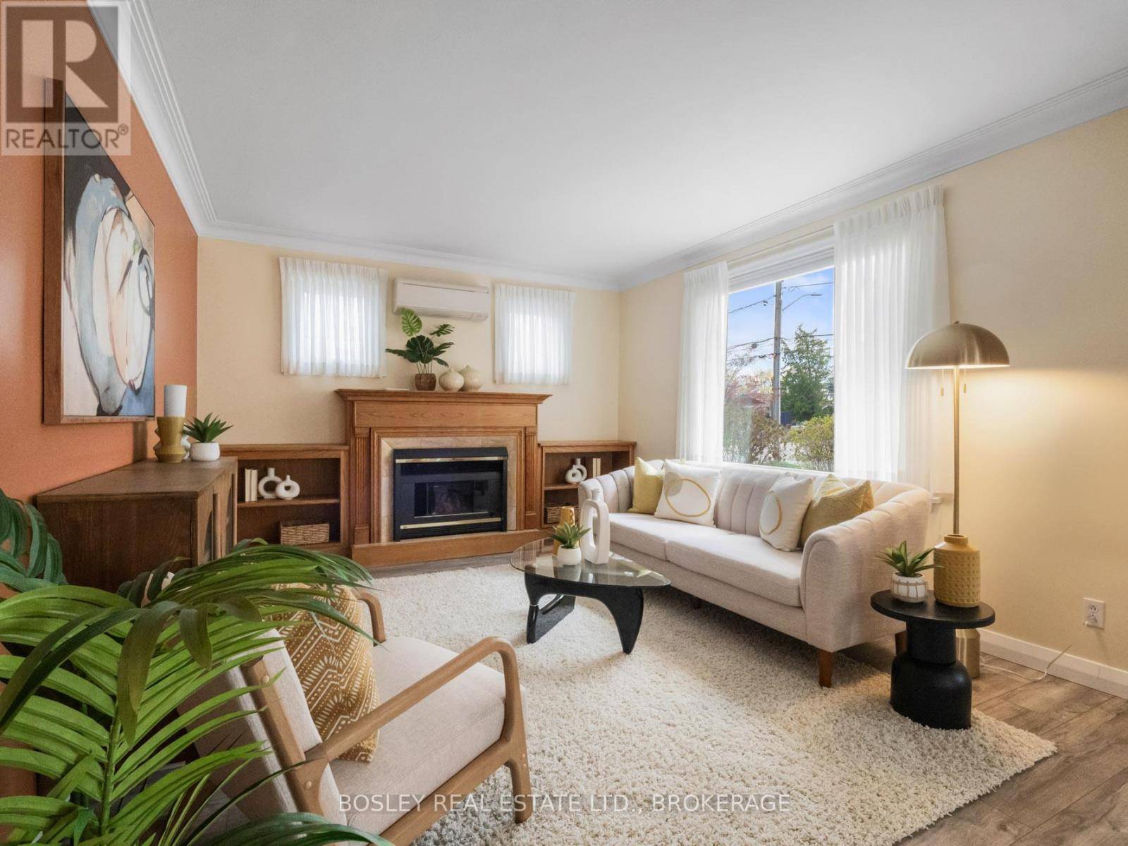 St. Catharines (lakeshore), ON L2M1R9,257 LAKESHORE ROAD