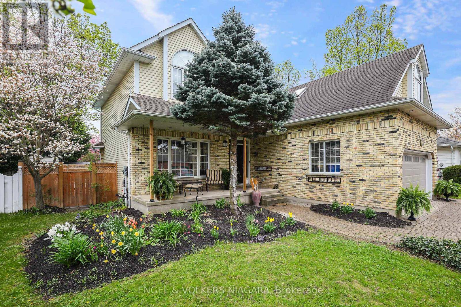 Niagara-on-the-lake (town), ON L0S1J0,624 SIMCOE STREET
