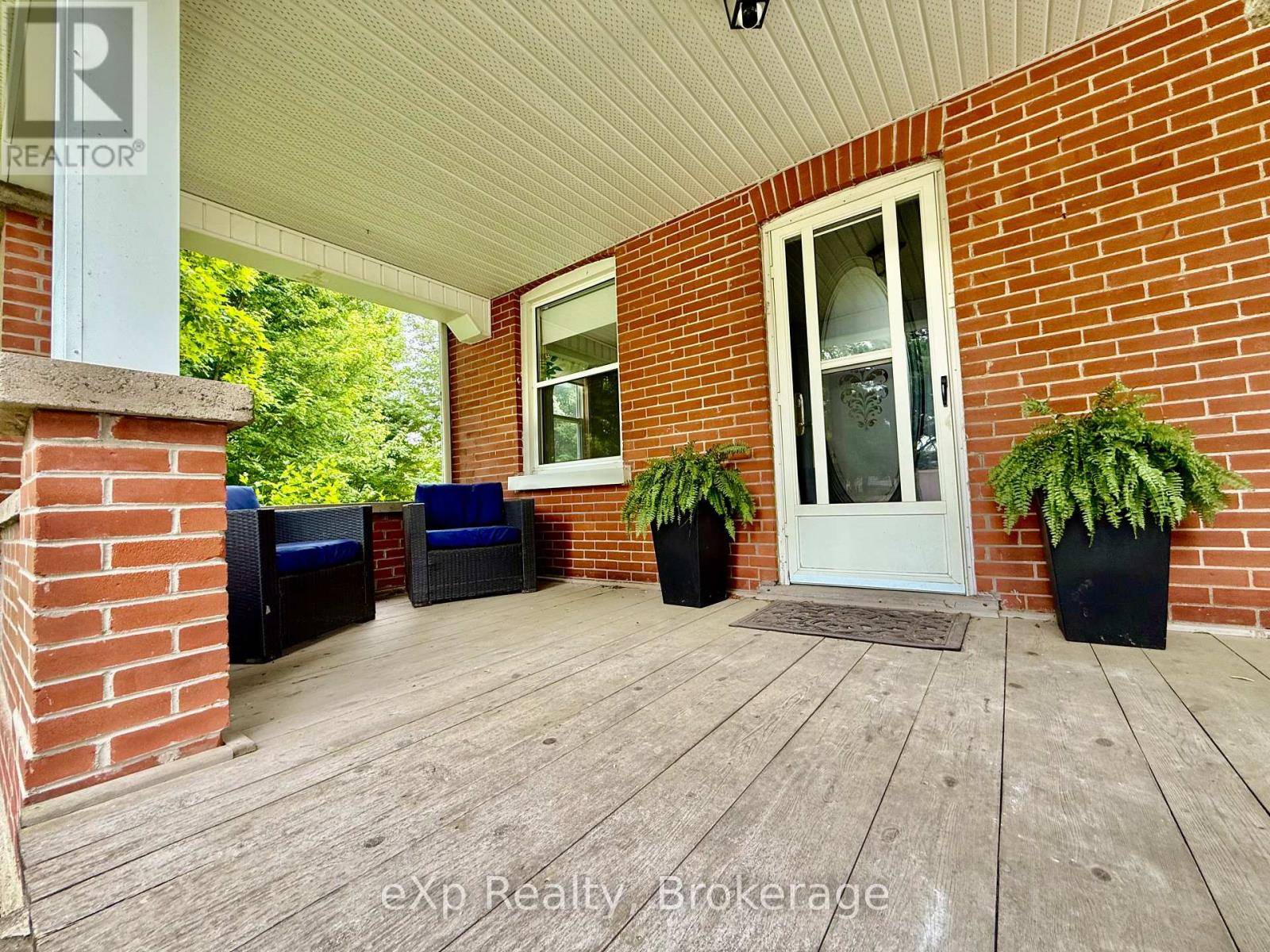 Brockton, ON N0G1K0,99 6 CONCESSION