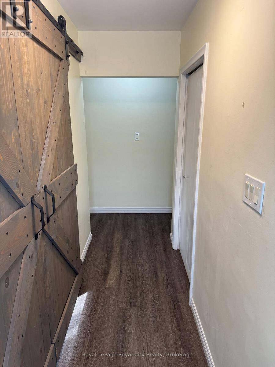 Guelph (riverside Park), ON N1H1H3,# MAIN LEVEL - 95 BAILEY AVENUE