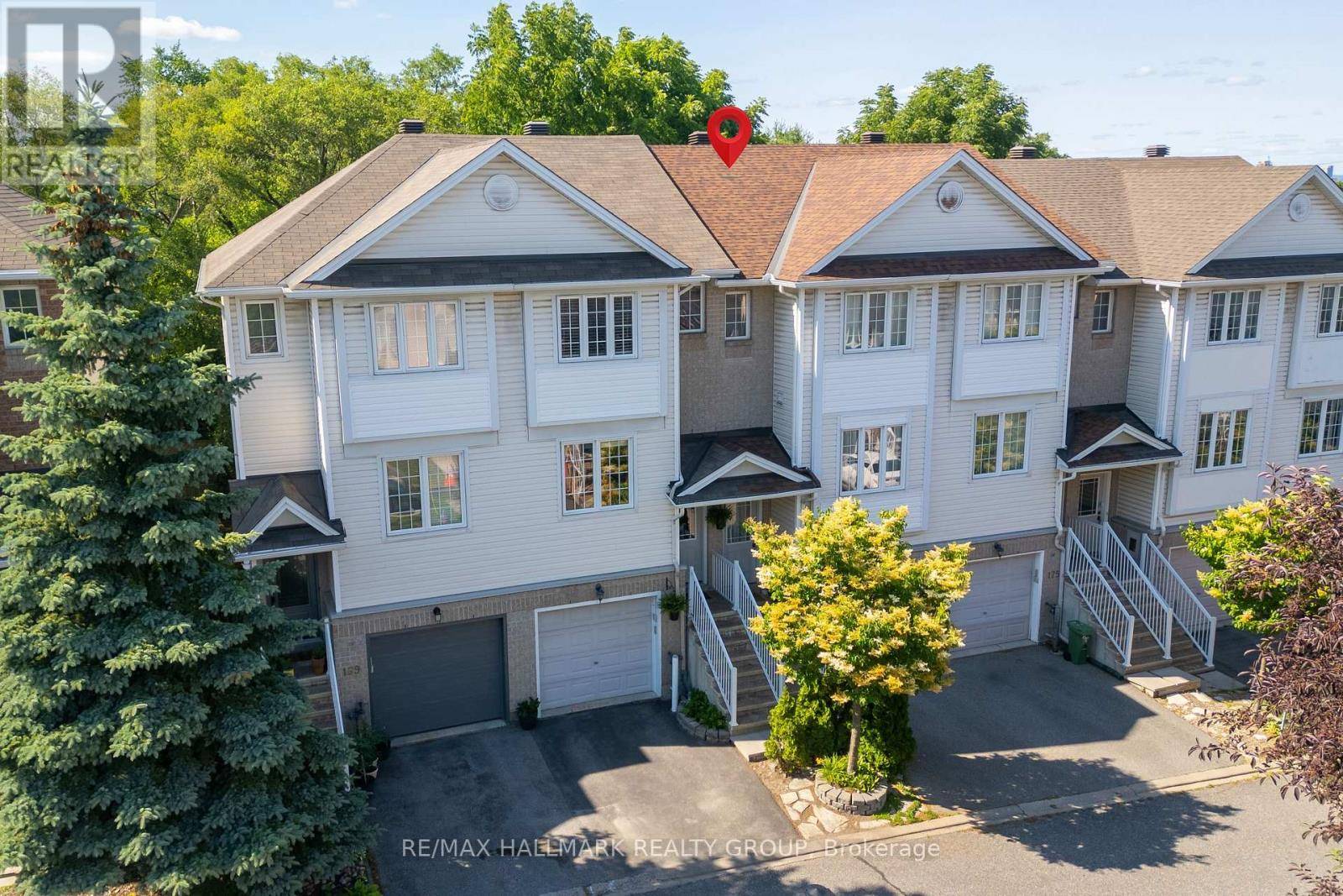 Ottawa, ON K2C4G6,171 FORDHAM PRIVATE