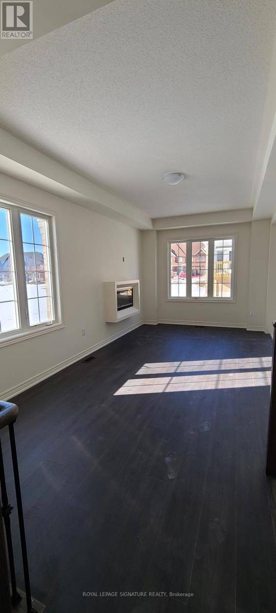 Hamilton (waterdown), ON L8B1Y4,75 KENESKY DRIVE