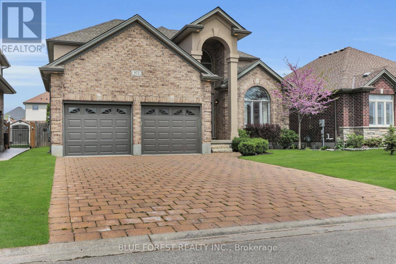 London North (north S), ON N6G0K7,972 GLENEAGLE TRAIL