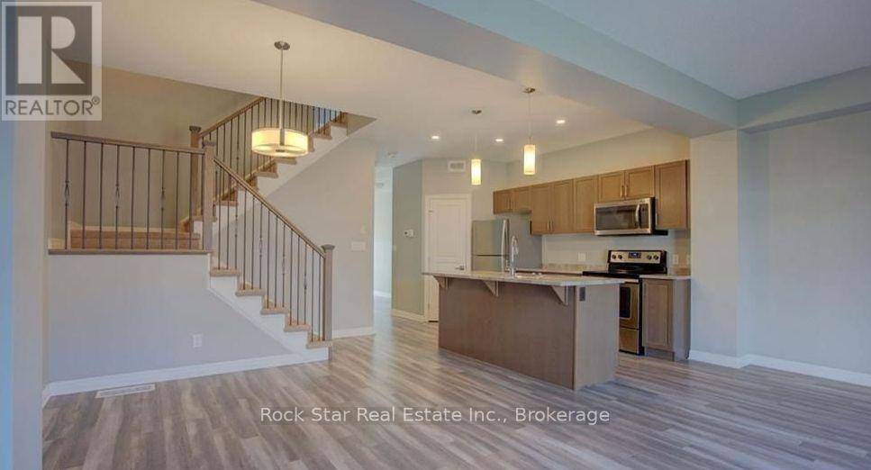 Kingston (city Northwest), ON K7P0K7,1386 TREMONT DRIVE S