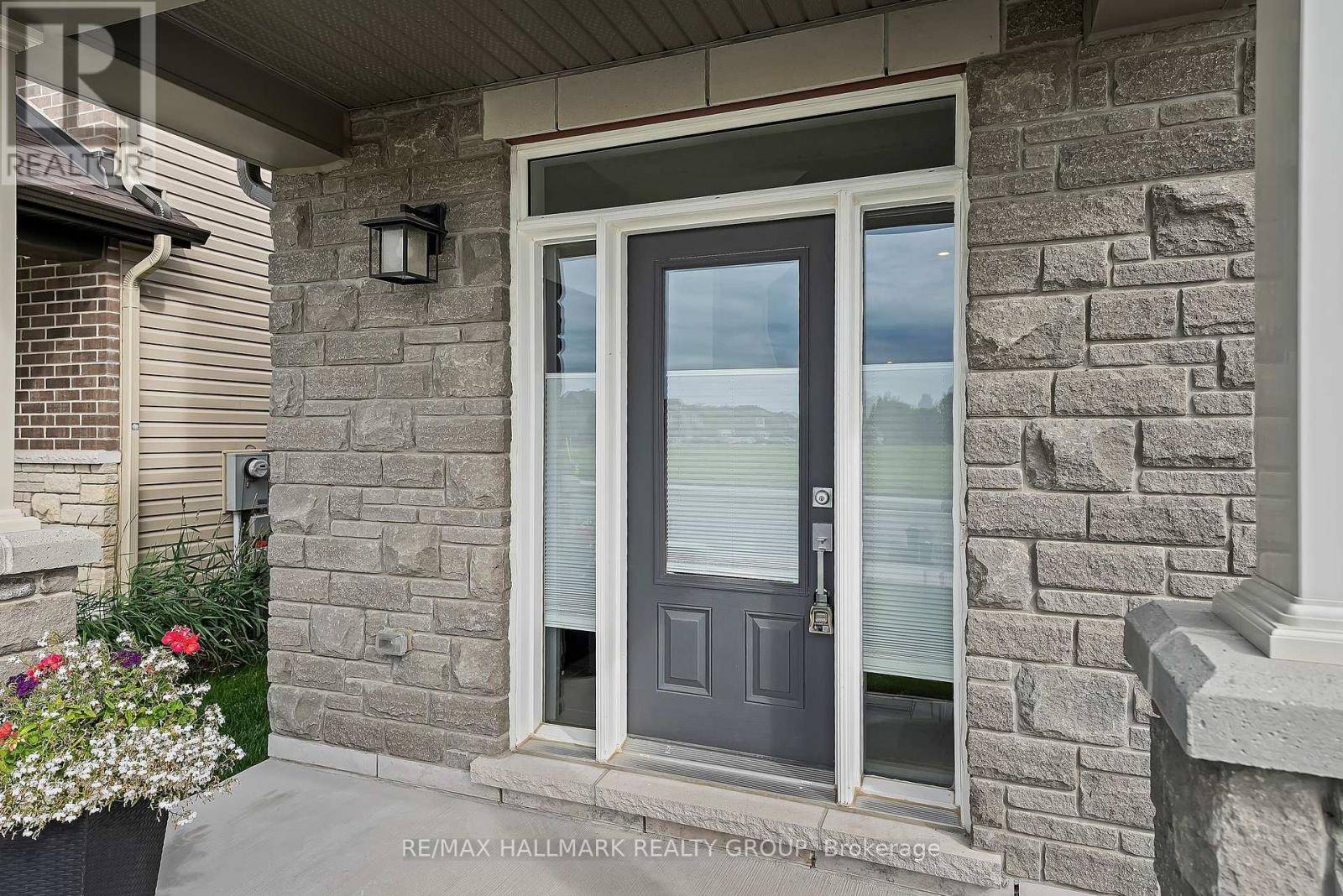 Ottawa, ON K2J6W3,756 CAPPAMORE DRIVE