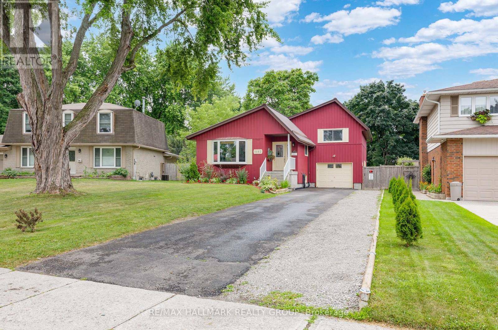 Brockville, ON K6V6A7,1182 QUEENSLAND PLACE