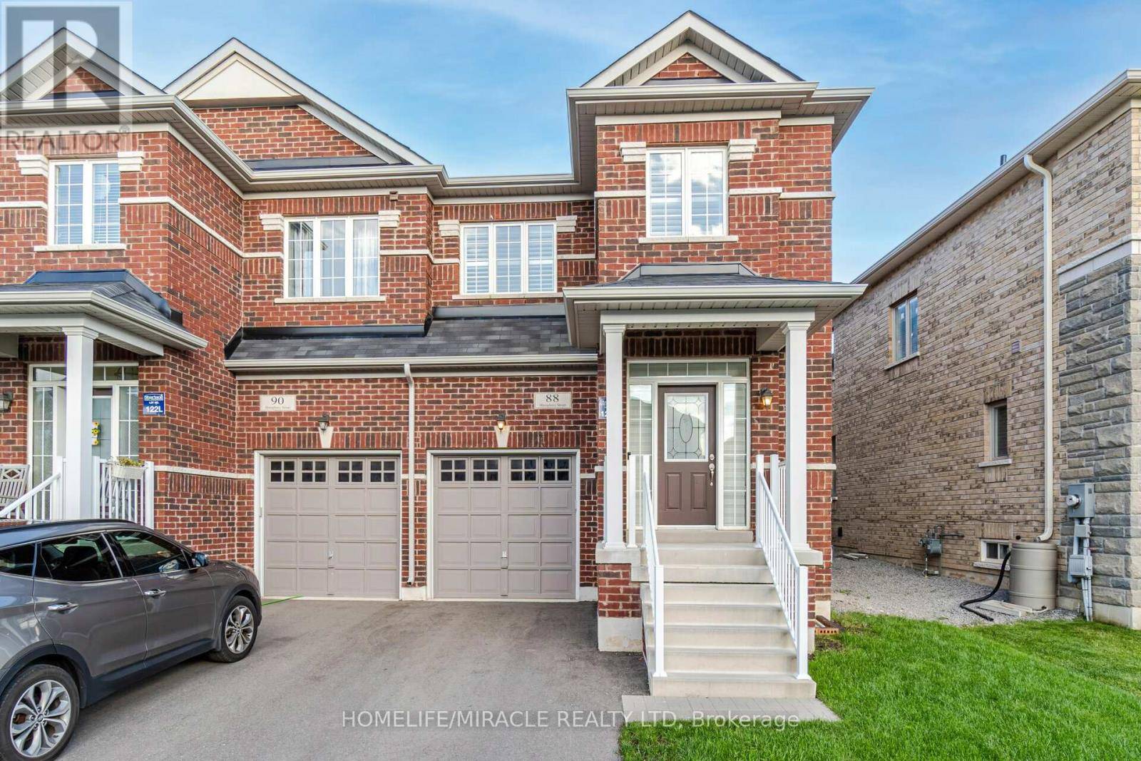 Hamilton (waterdown), ON L8B0T6,88 HUMPHREY STREET