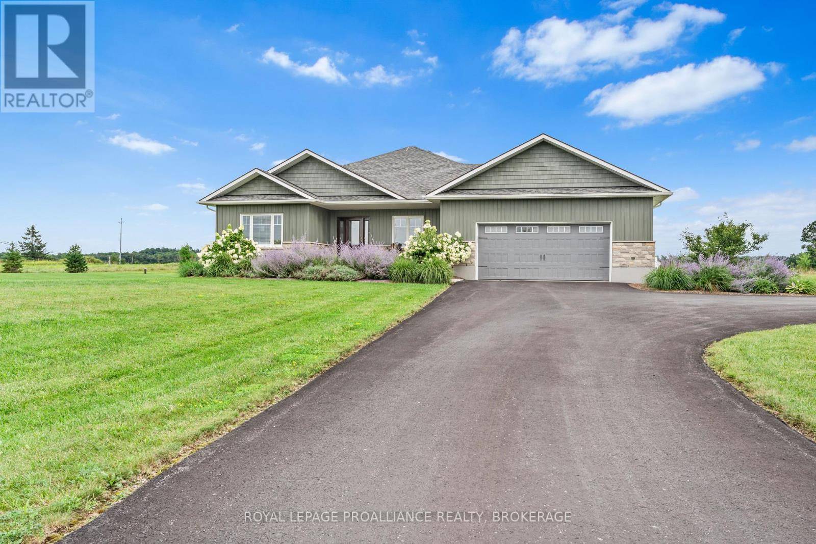 Frontenac (frontenac South), ON K0H1X0,5 SANDSTONE COURT
