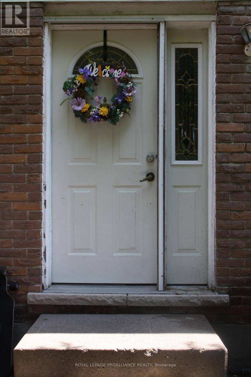 Belleville (belleville Ward), ON K8P4R4,25 Tracey Park DR #75