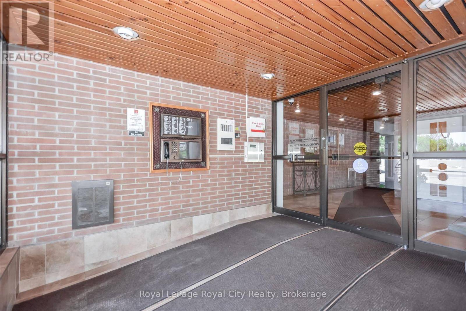Guelph (riverside Park), ON N1H7T1,22 Marilyn DR #501