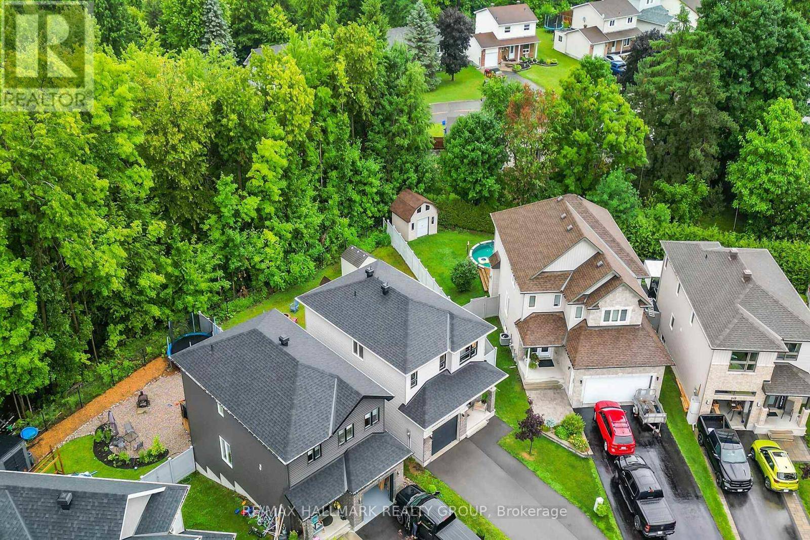 Clarence-rockland, ON K4K1E8,648 ROBERT STREET