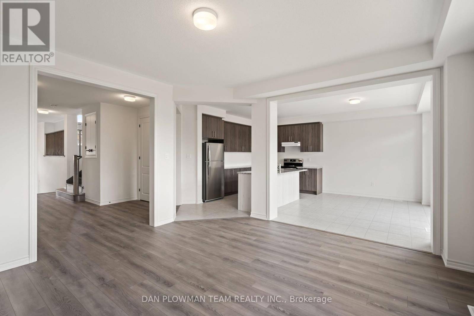Cobourg, ON K9A4A1,532 HORNBECK STREET