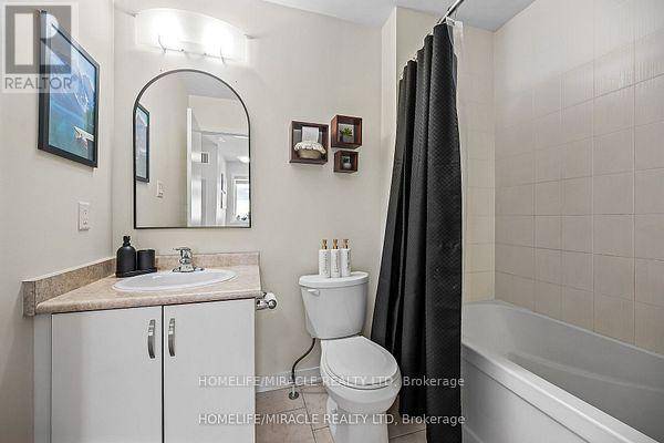 Hamilton (stoney Creek Mountain), ON L8J0H7,66 CRAFTER CRESCENT E
