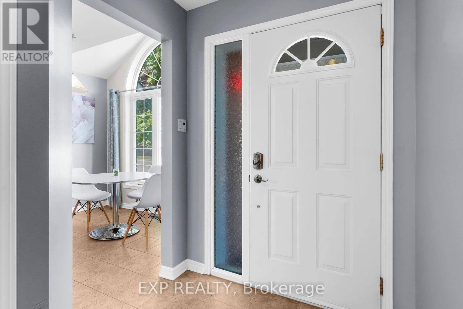 Ottawa, ON K2S2E7,114 ECHOWOODS AVENUE