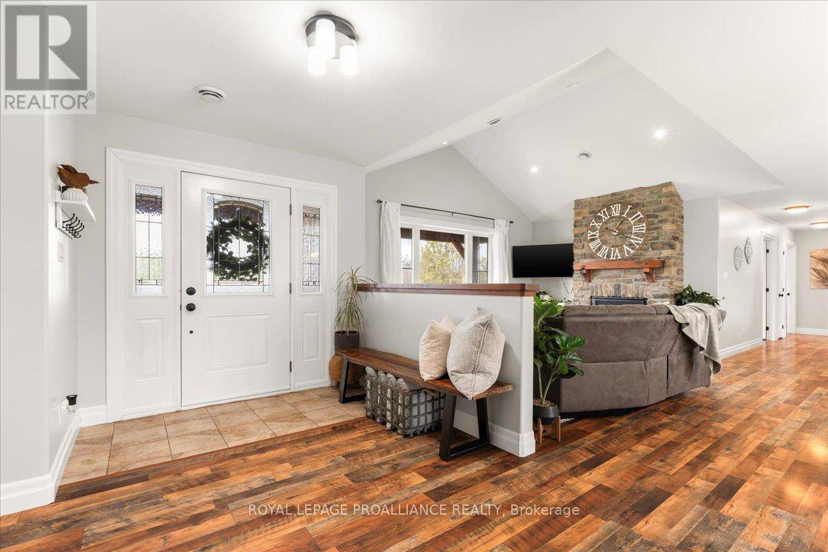 Quinte West (sidney Ward), ON K8V5P8,264 GLEN MILLER ROAD