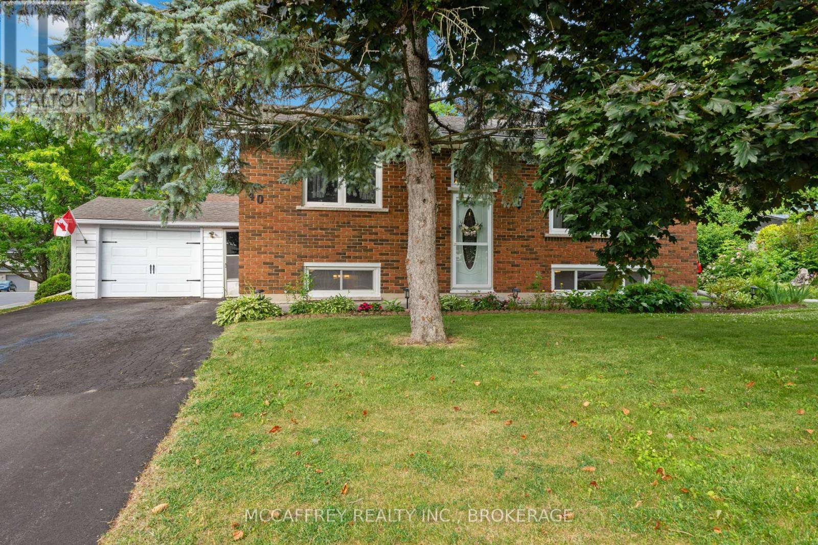 Greater Napanee (greater Napanee), ON K7R2S9,40 RICHARD STREET