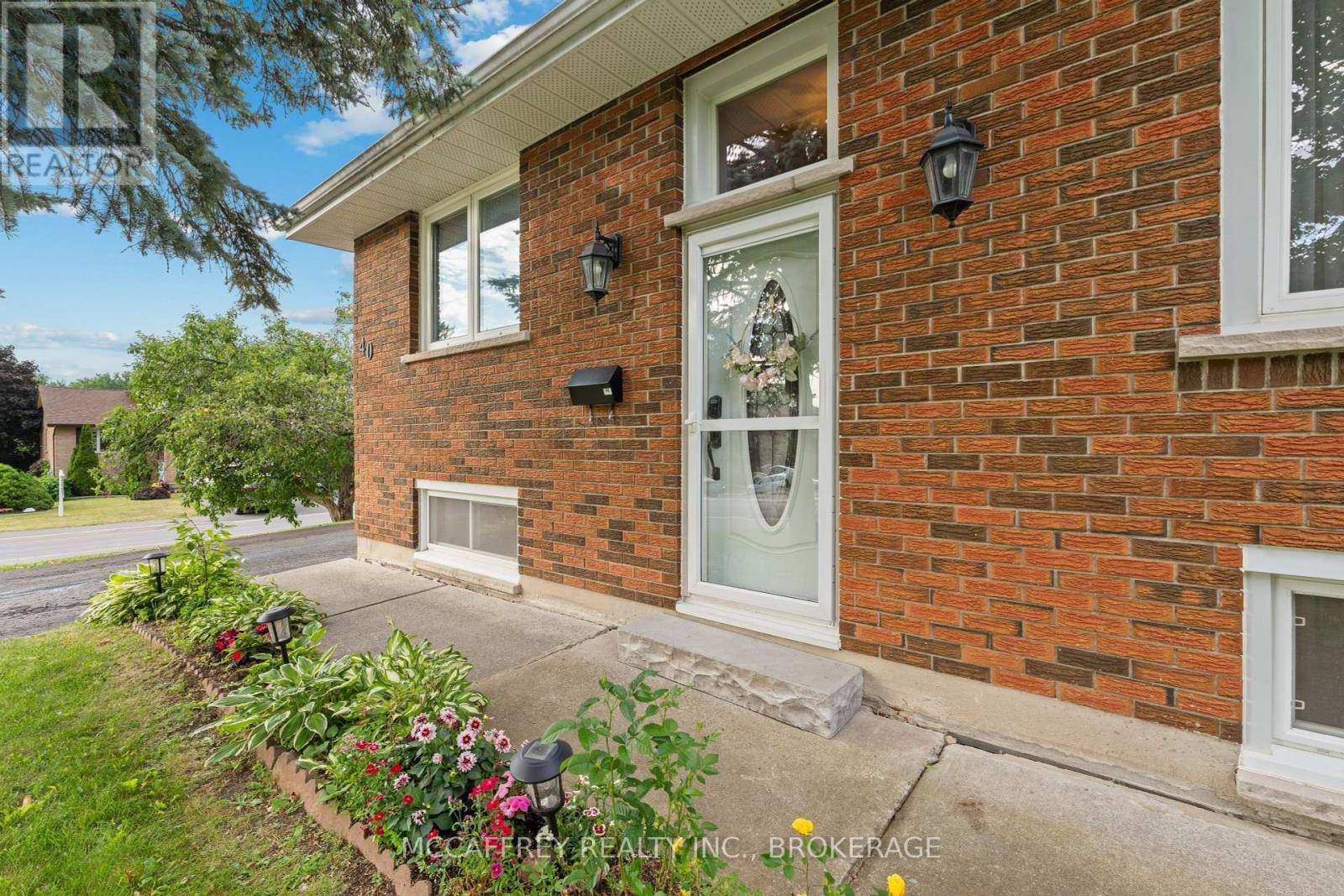 Greater Napanee (greater Napanee), ON K7R2S9,40 RICHARD STREET