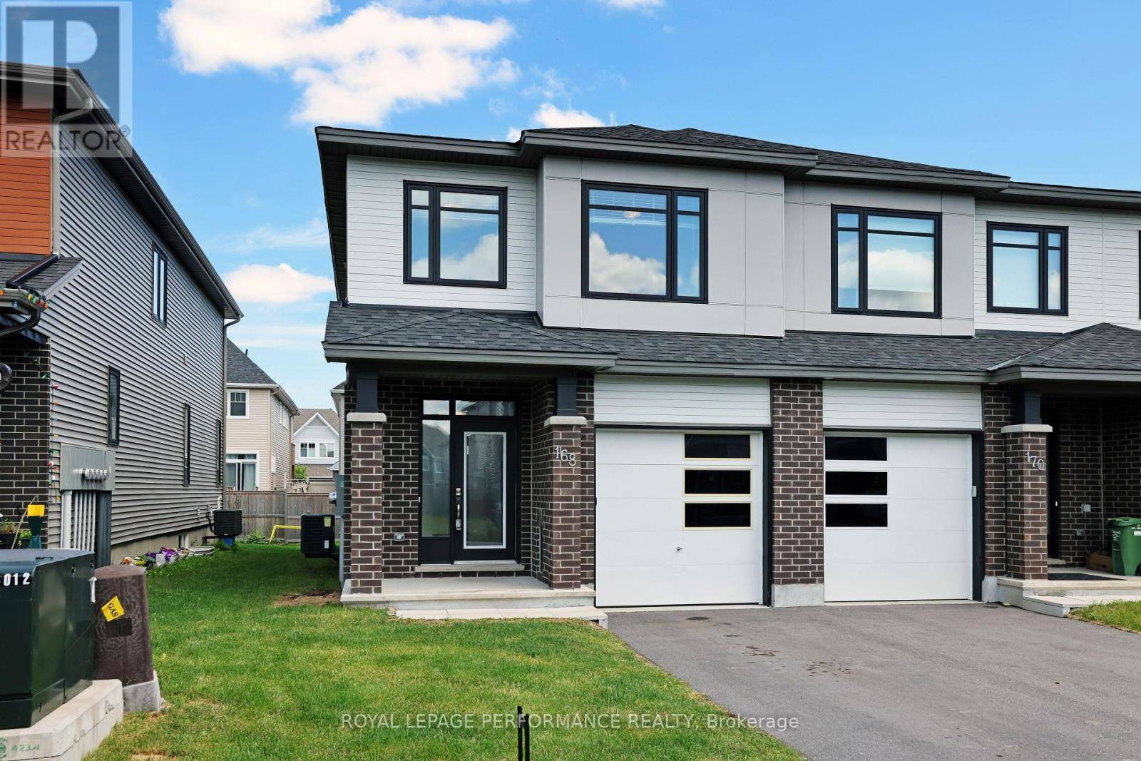 Ottawa, ON K1T0Y5,168 ANGELONIA CRESCENT