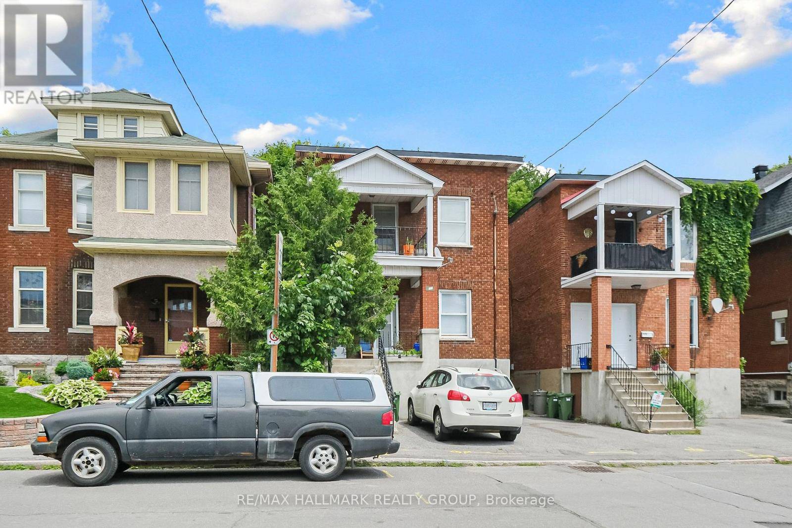 Ottawa, ON K1Y1X7,113/113 1/2 FAIRMONT AVENUE