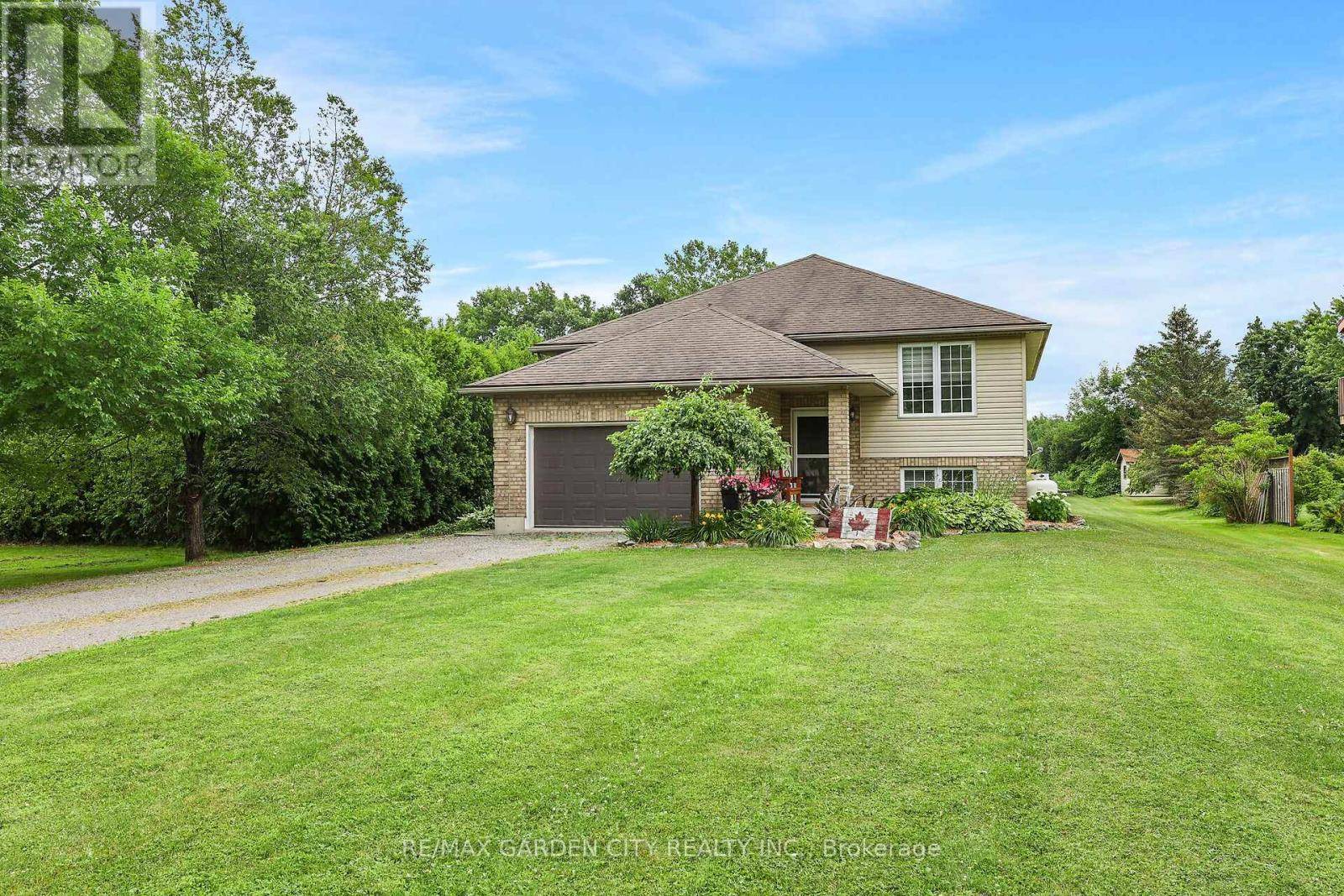 Haldimand (dunnville), ON N1A2W7,682 HINES ROAD