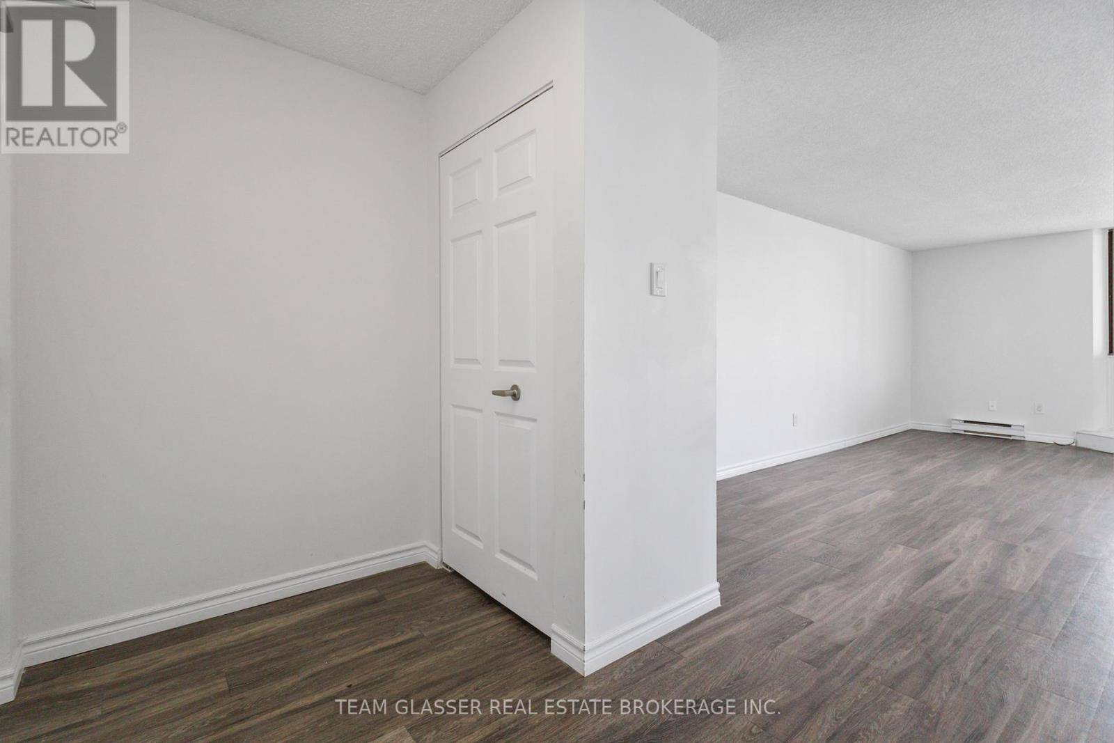London East (east K), ON N6B3N1,340 Colborne ST #2204